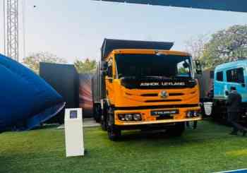 Ashok Leyland Taurus 2832 Tipper photo 1